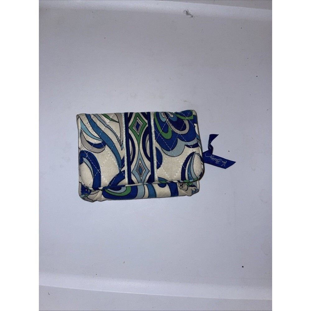 NWOT Vera Bradley Mediterranean White Blue Wallet